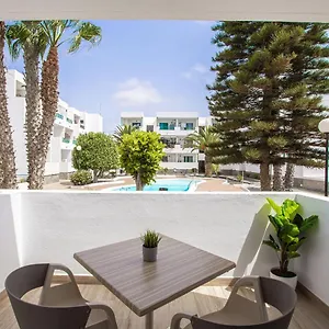 https://holyhome-apartment-101.in-canary-islands.com