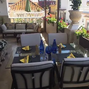 https://casa-elena-marbella.1costadelsol.com